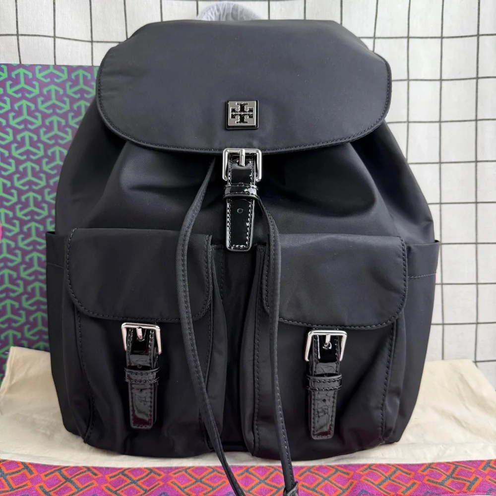 NEW Tory Burch NYLON FLAP BACKPACK in black-Authentic